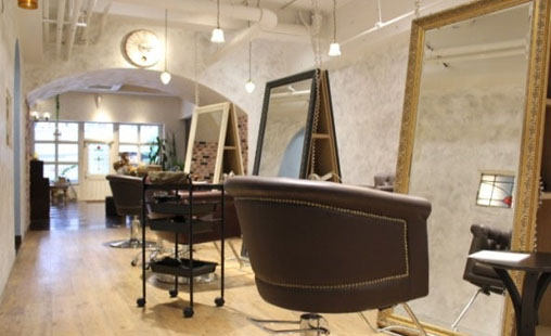 美容室 BONHEUR HAIR(足立区綾瀬)